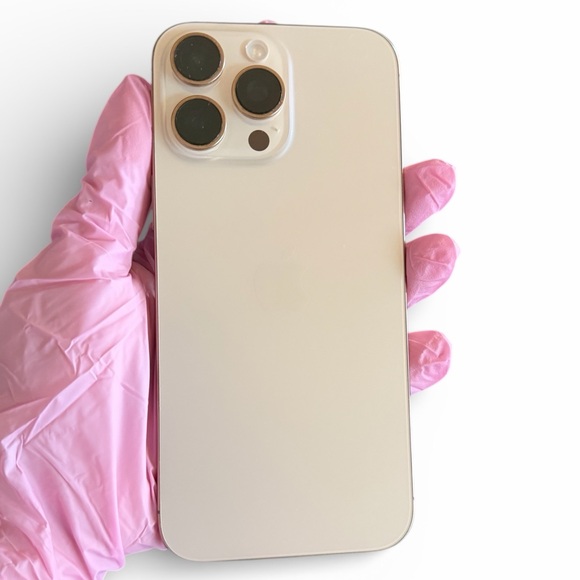 EUC Apple iPhone 16 Pro max 512GB - Gold - Picture 2 of 7